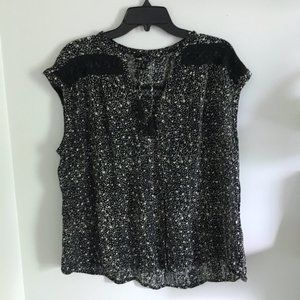 SOLD - Lucky Brand Top